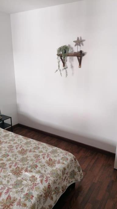 Views, Family & Private Parking In Alto Albayzin Apartment Гранада Екстериор снимка