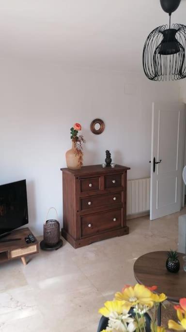 Views, Family & Private Parking In Alto Albayzin Apartment Гранада Екстериор снимка